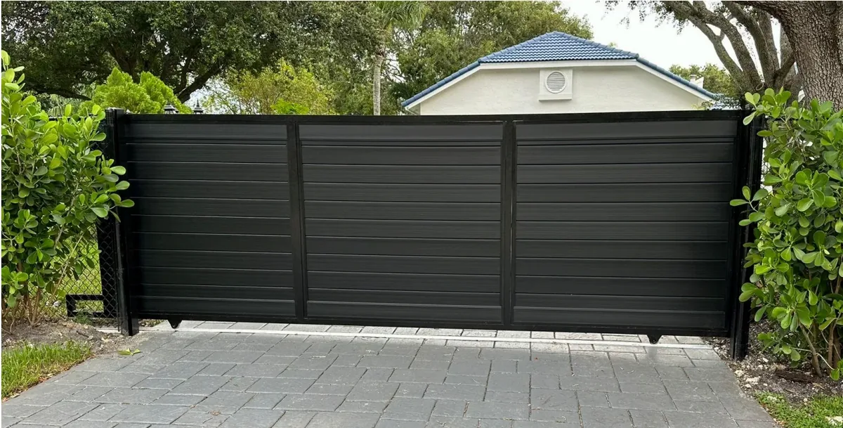Rolling driveway gate installation in Southeast Florida by Elite PVC